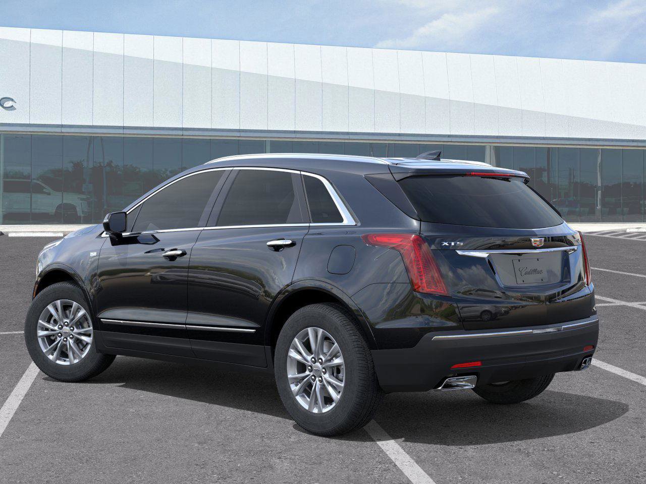 2025 Cadillac XT5 Luxury photo 2