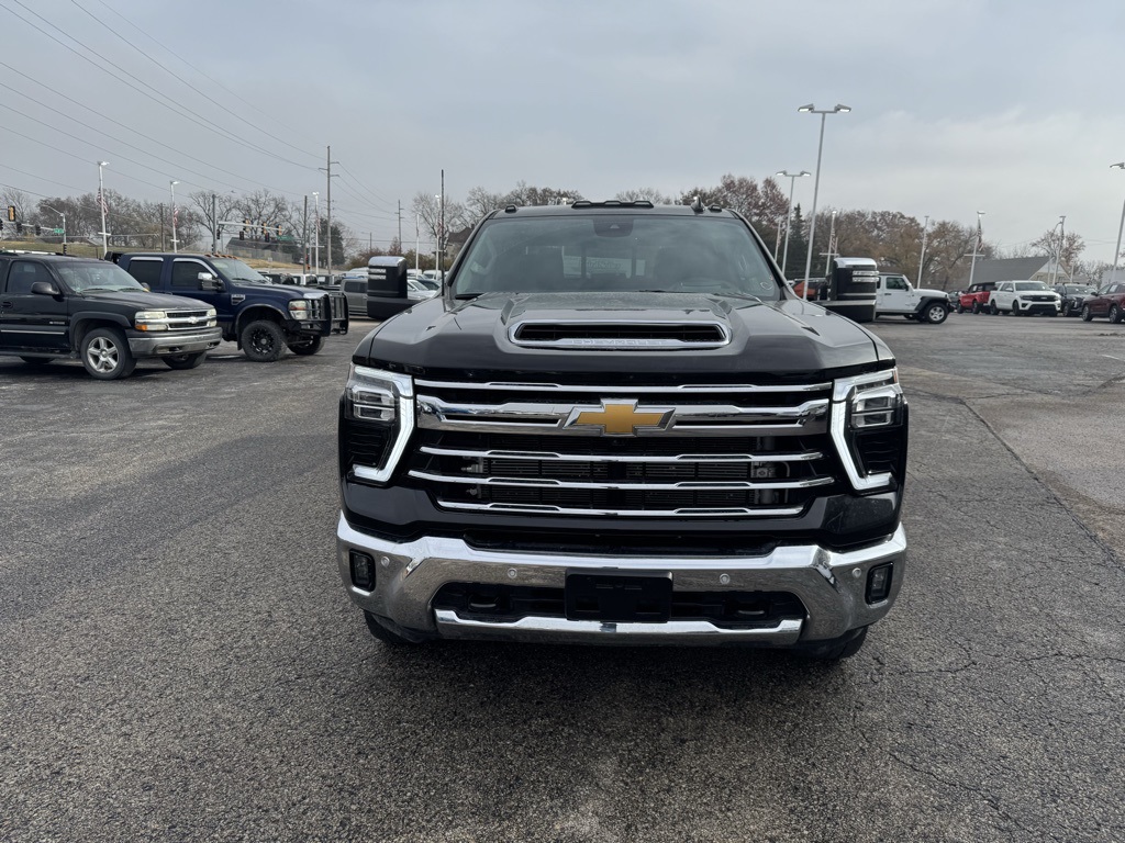 Used 2024 Chevrolet Silverado 2500HD LTZ with VIN 2GC4YPEY6R1143294 for sale in Kansas City