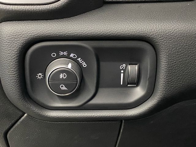 2025 Ram 2500 Big Horn photo 23