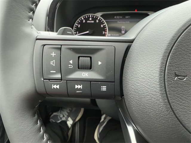 2025 Nissan Pathfinder SV photo 12
