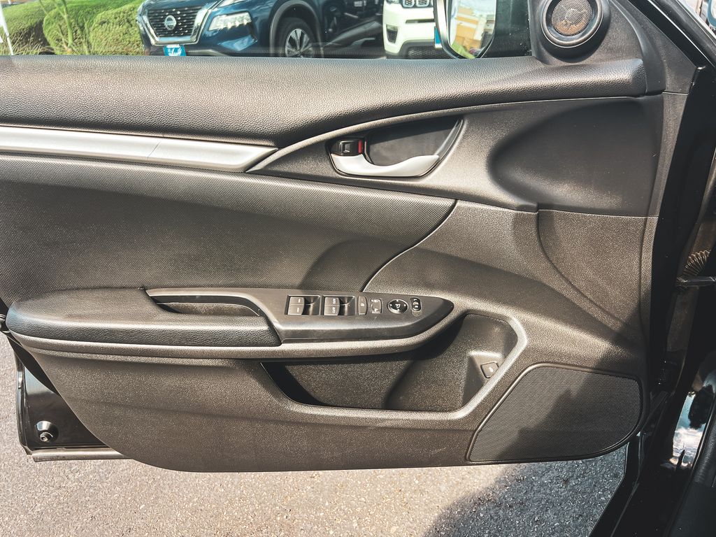 2019 Honda Civic Sport photo 15