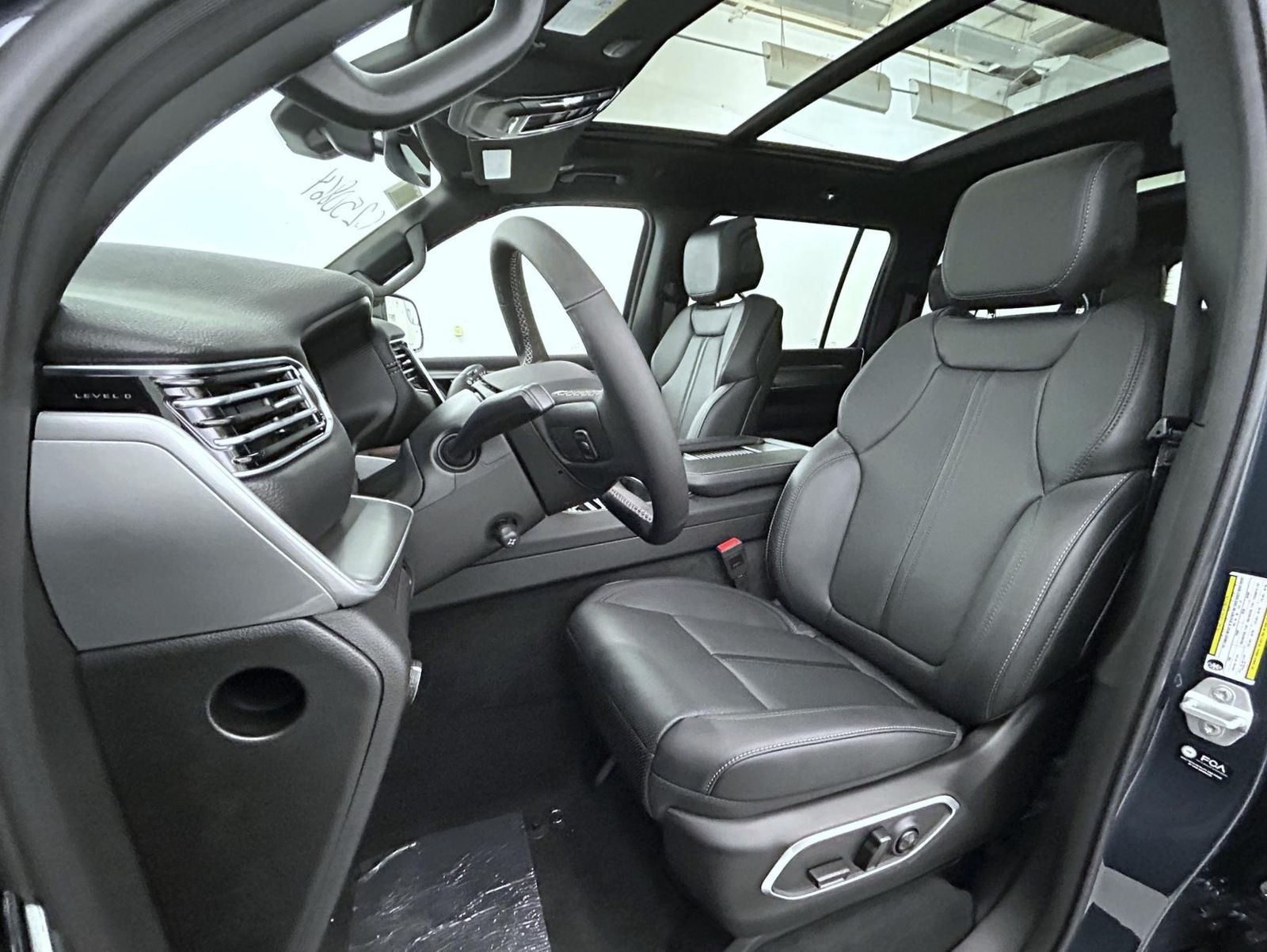 2025 Jeep Wagoneer Limited Series II photo 11