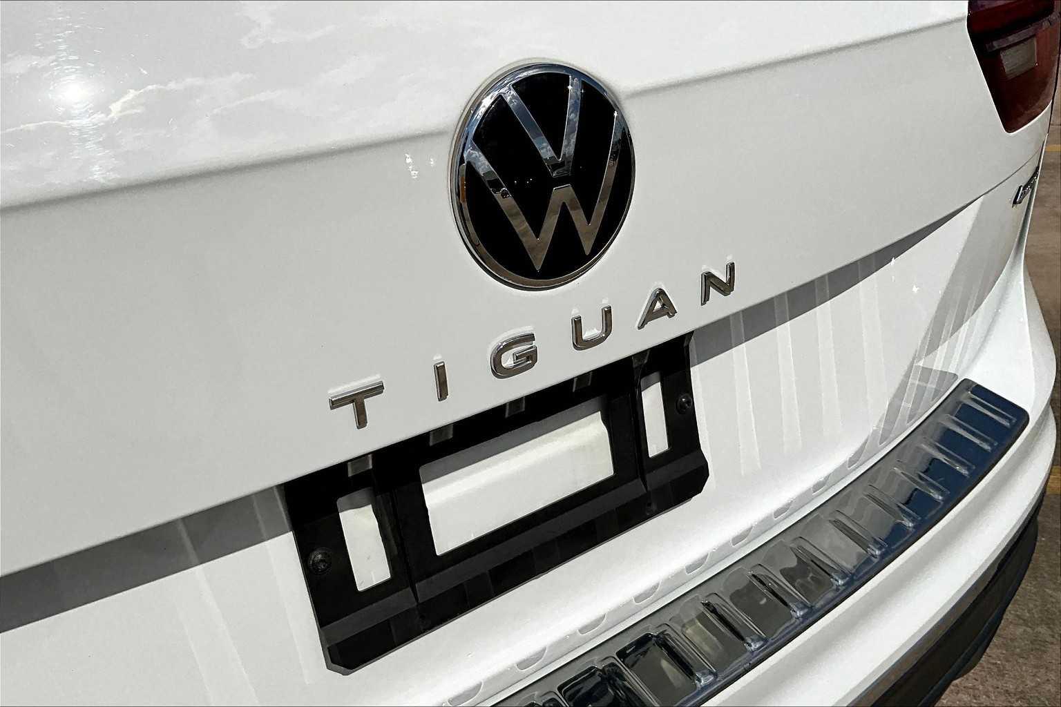 2022 Volkswagen Tiguan SE photo 57