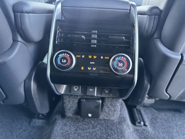 2024 Land Rover Range Rover SE photo 22