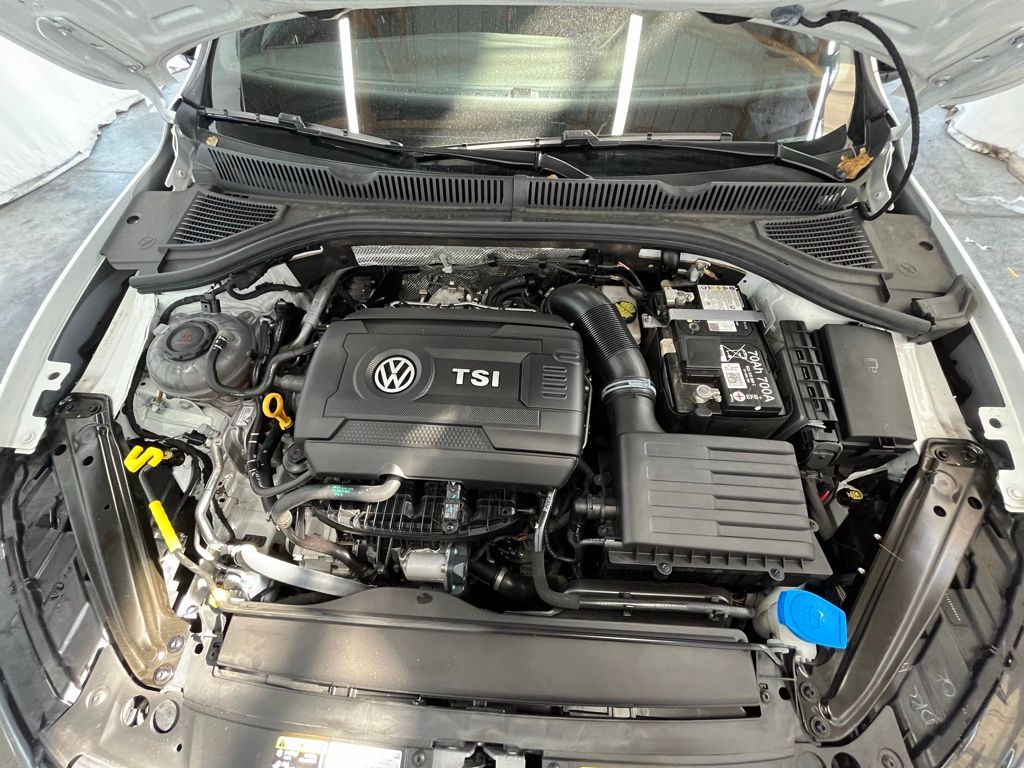 2024 Volkswagen Jetta GLI Autobahn Anniversary Edition photo 27