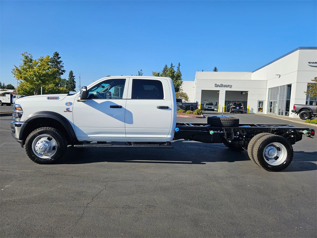 2026 Ram 4500 Tradesman photo 2