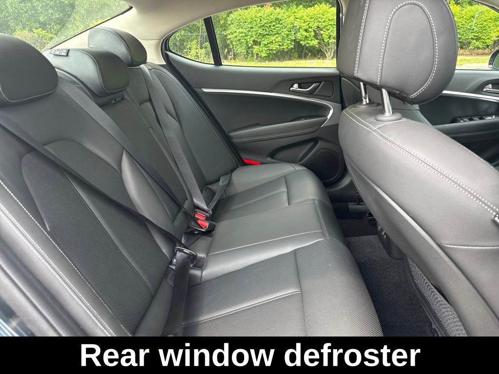 2025 Genesis G70 2.5T photo 19