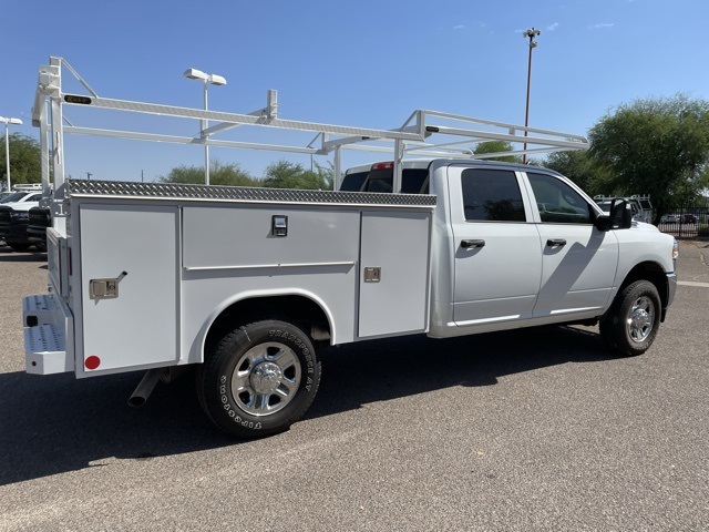 2024 Ram 3500 Tradesman photo 11