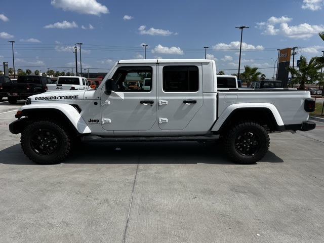 2025 Jeep Gladiator Sport photo 3