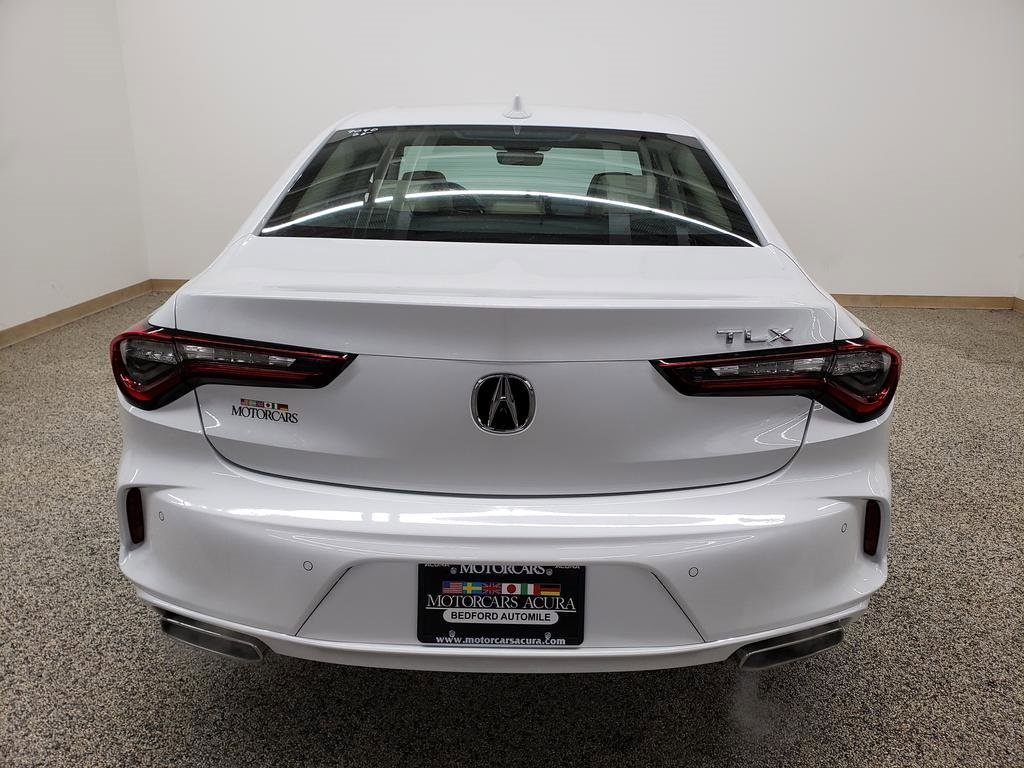 2025 Acura TLX Technology photo 4