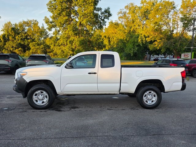2023 Toyota Tacoma SR photo 4
