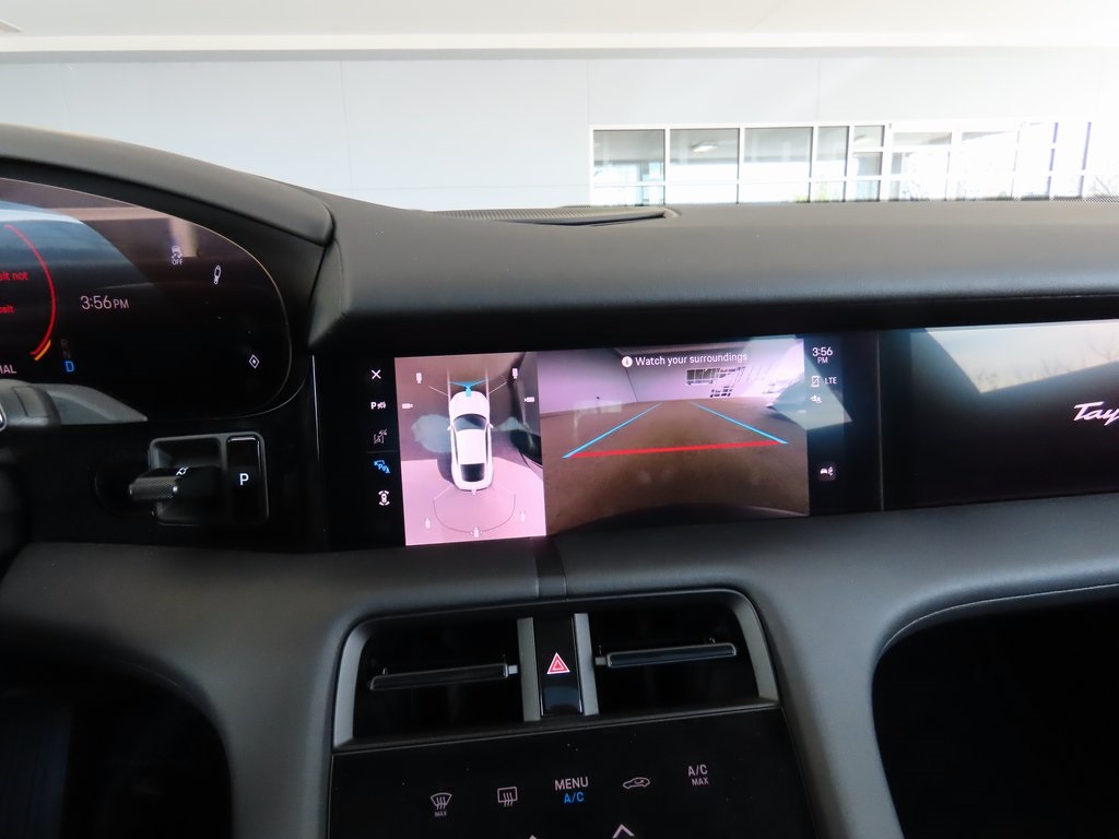 2023 Porsche Taycan photo 29