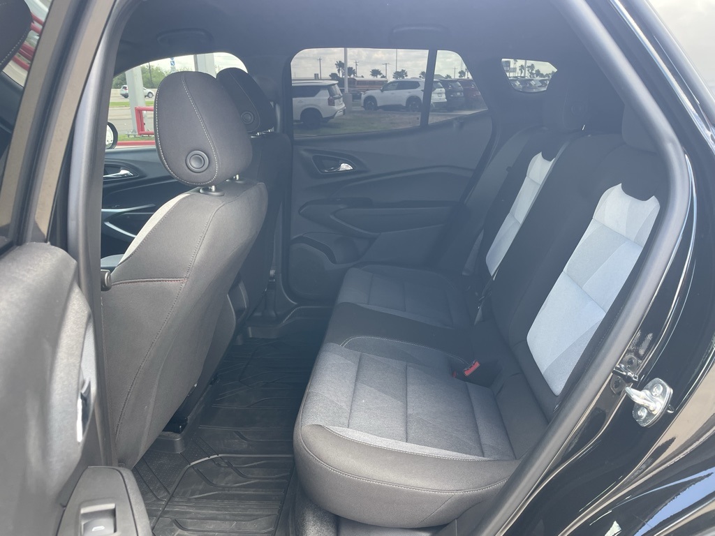 2025 Chevrolet Trax photo 17