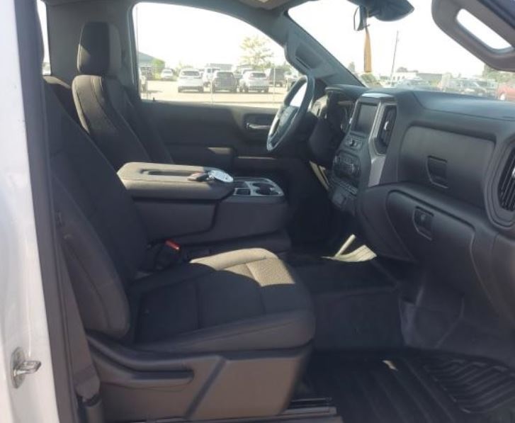 2024 Chevrolet Silverado 1500 photo 4