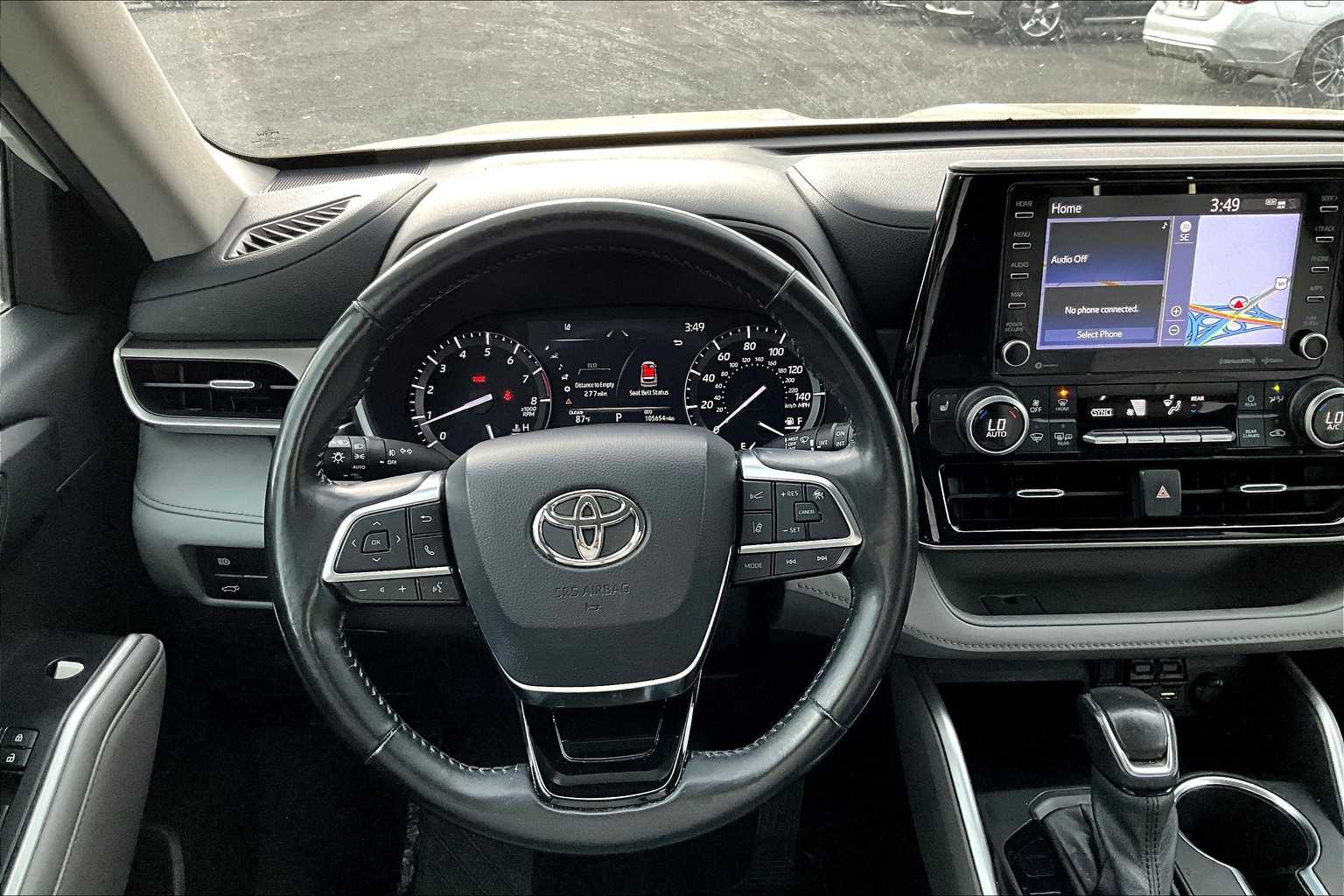 2021 Toyota Highlander XLE photo 5