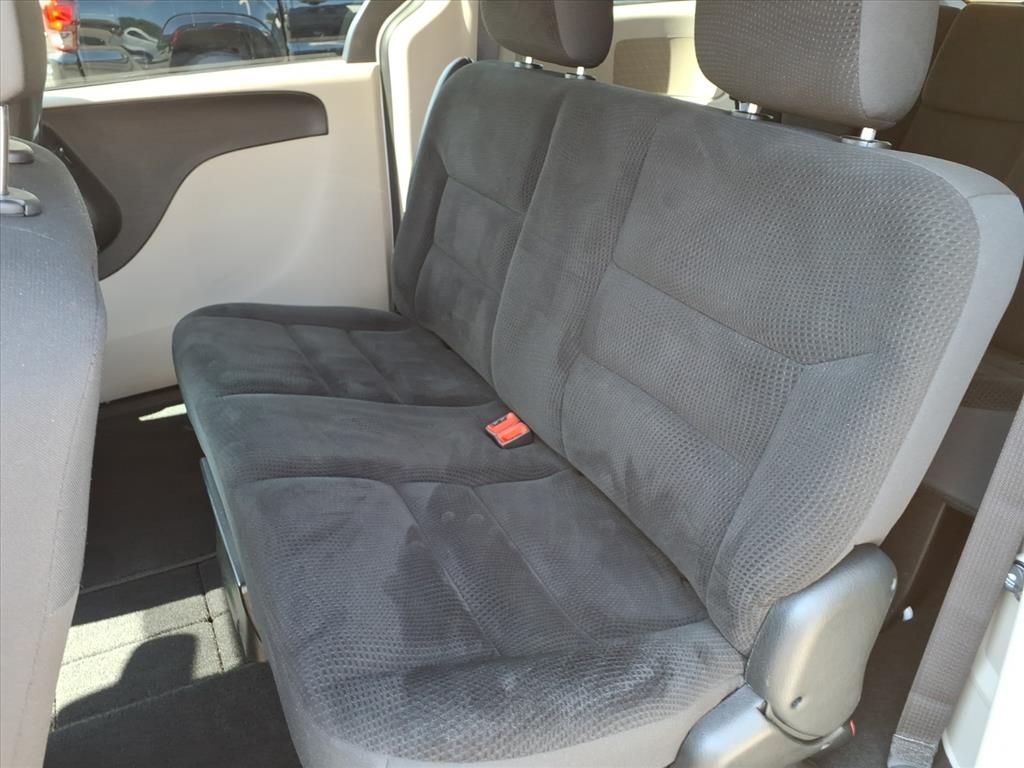 2019 Dodge Grand Caravan SE photo 9