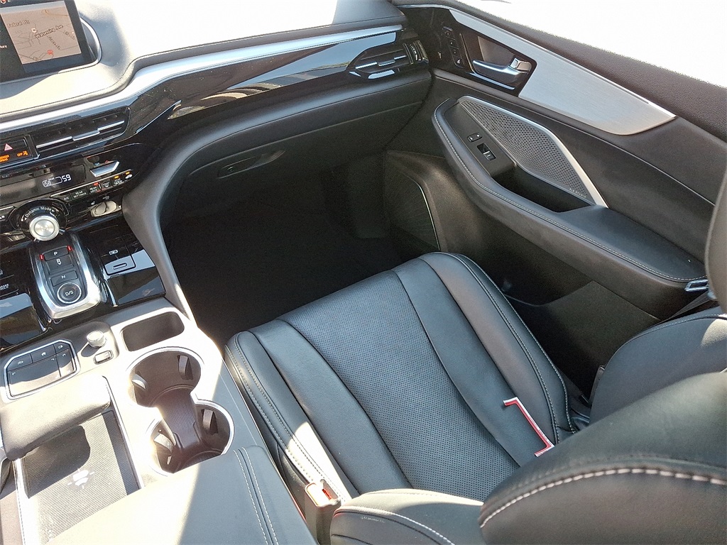 2023 Acura MDX Technology SH-AWD photo 16