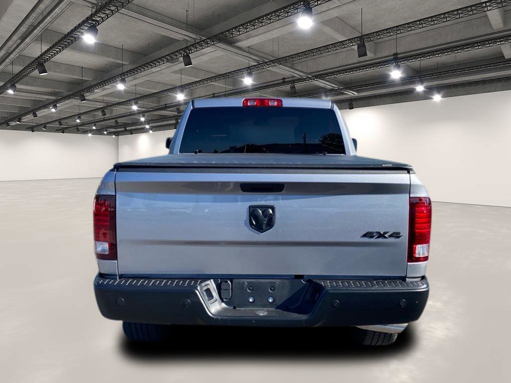 2022 Ram 1500 Classic Warlock photo 6