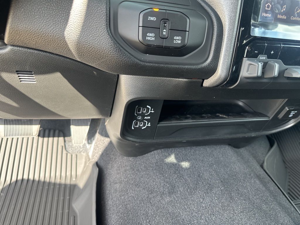 2026 Ram 2500 Tradesman photo 37