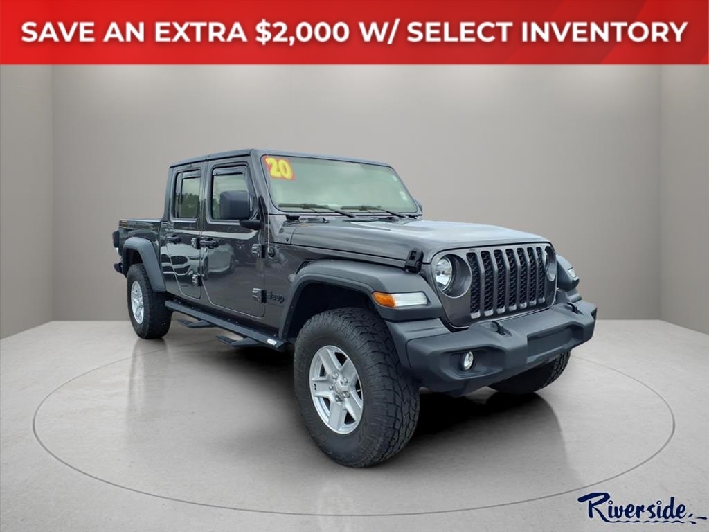 2020 Jeep Gladiator Sport S's photo