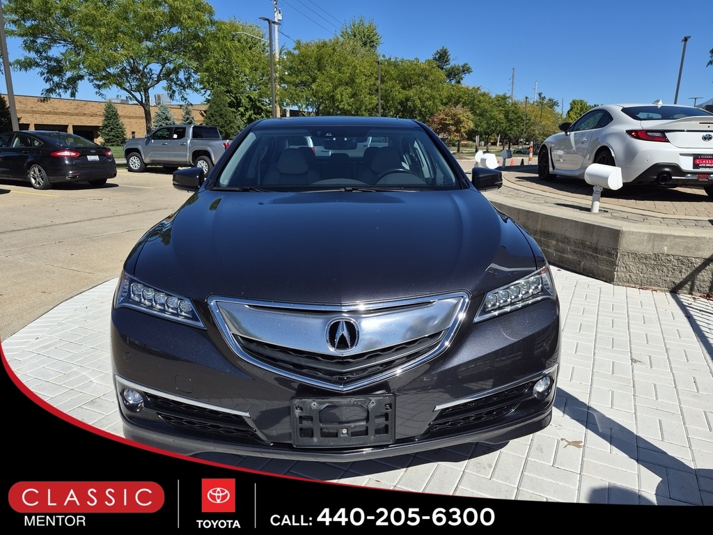 2016 Acura TLX SH-AWD Advance photo 2