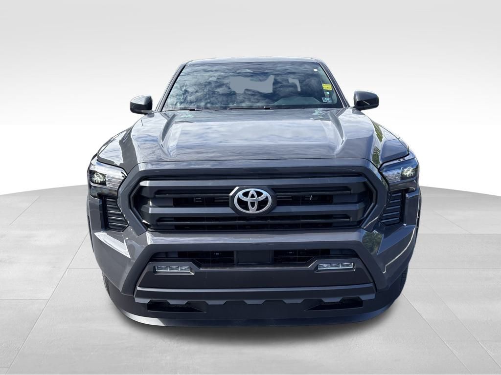 2025 Toyota Tacoma SR5 4x4 Double Cab photo 8