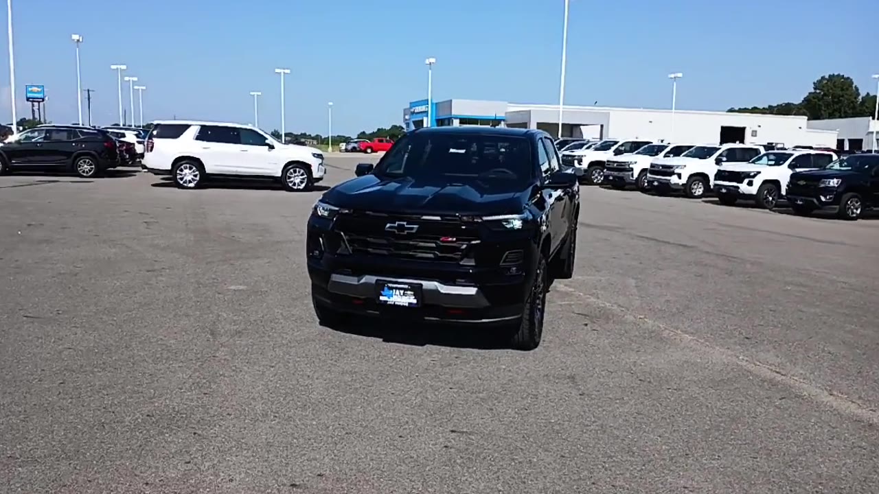 2026 Chevrolet Colorado Z71 photo 2