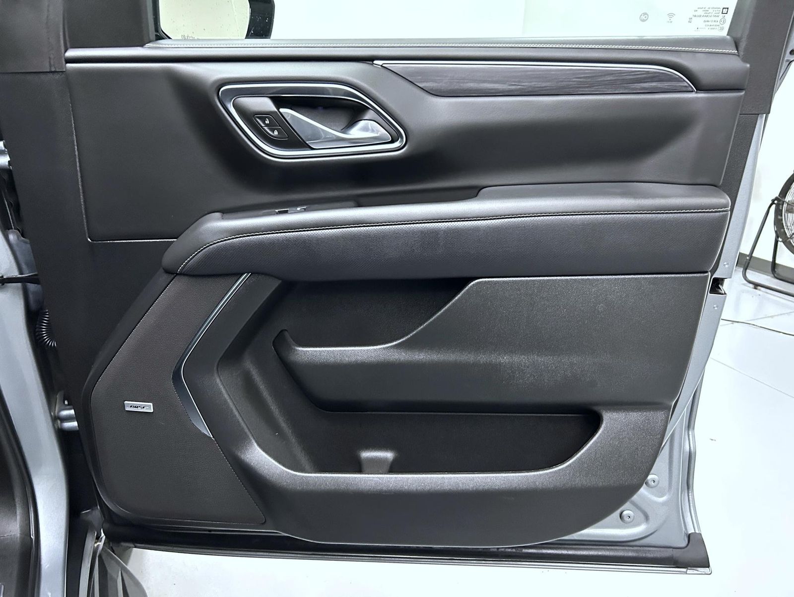 2024 Gmc Yukon XL SLT photo 16