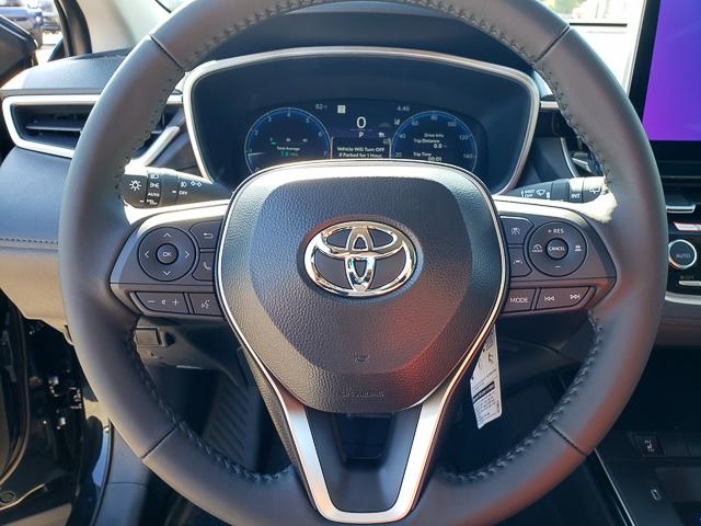 2026 Toyota Corolla Cross XLE photo 15