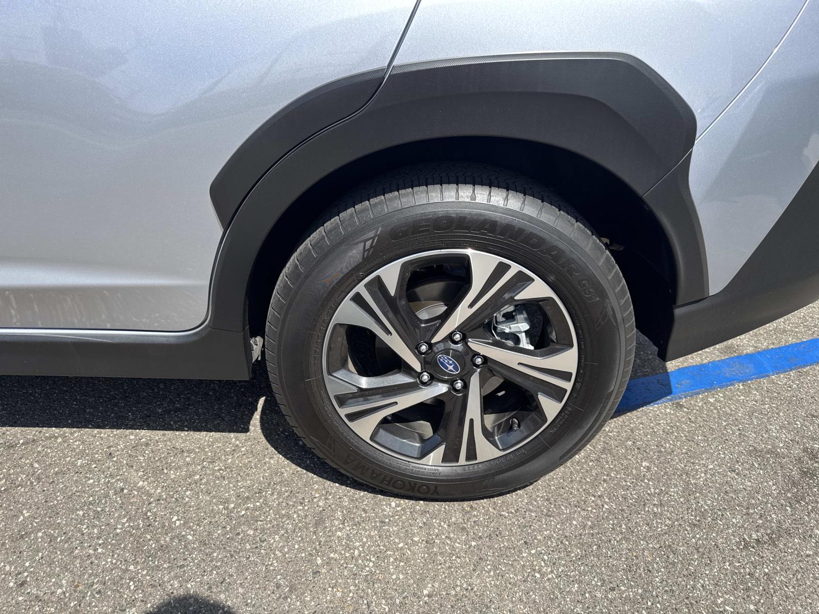 2024 Subaru Crosstrek Premium photo 10