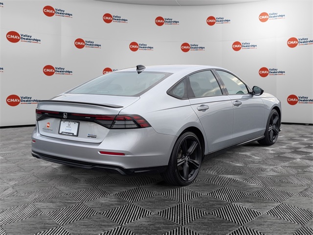 2025 Honda Accord Hybrid Sport-L photo 2