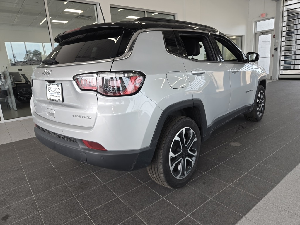 2024 Jeep Compass Limited photo 11