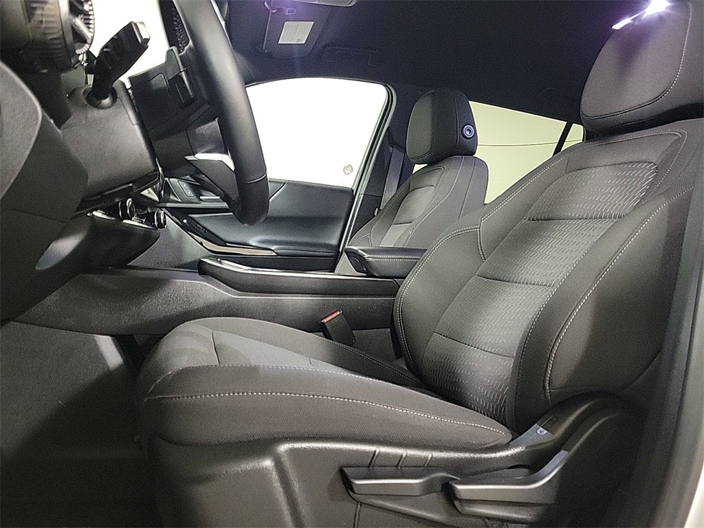 2025 CHEVROLET EQUINOX - Image 10