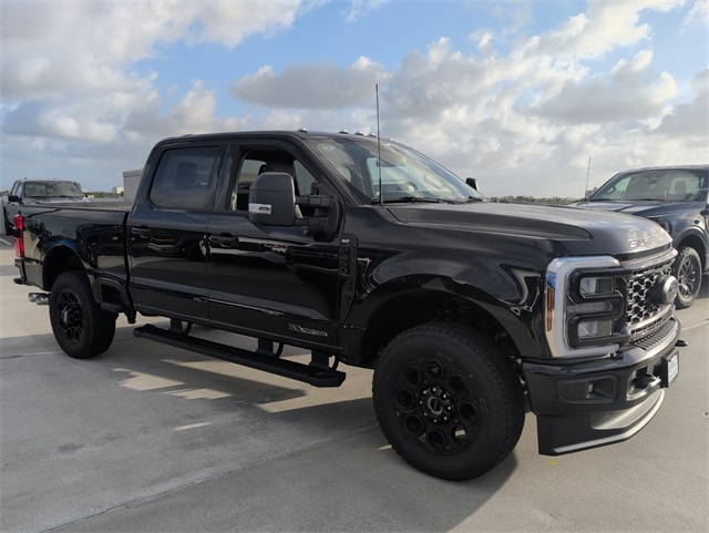 2026 Ford F-250 XLT photo 2