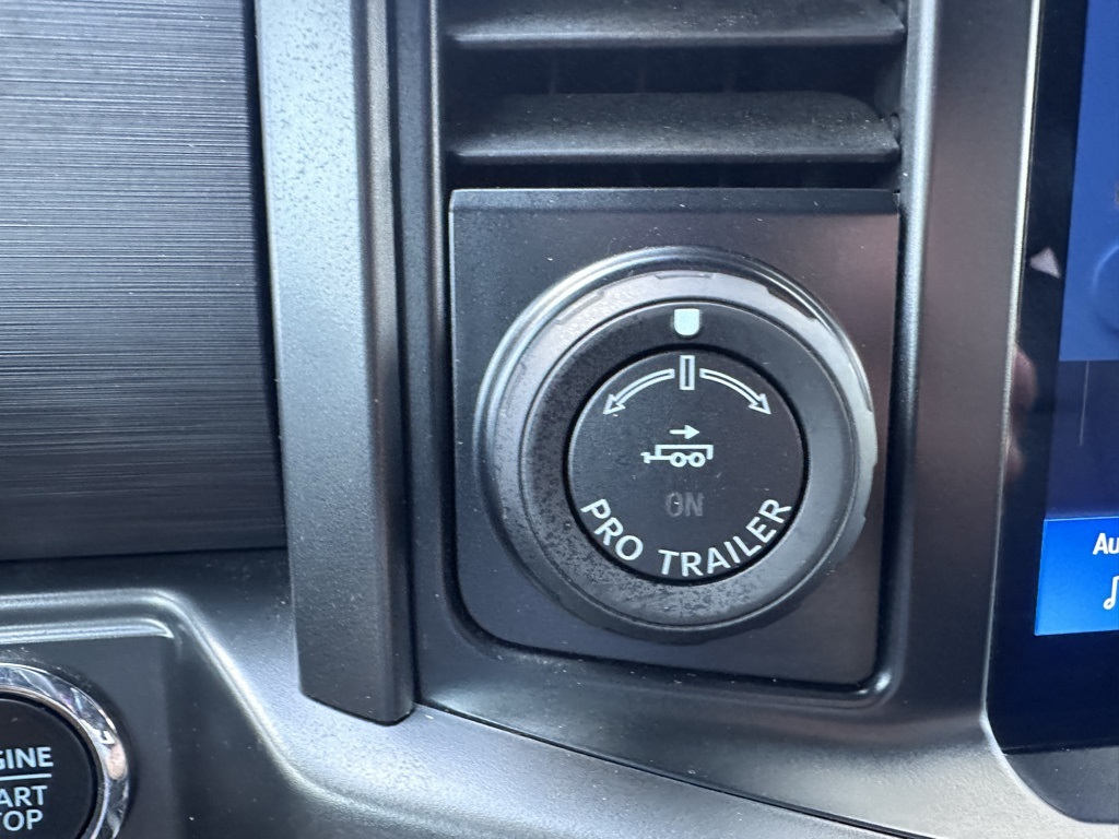 2024 Ford F-150 XLT photo 9
