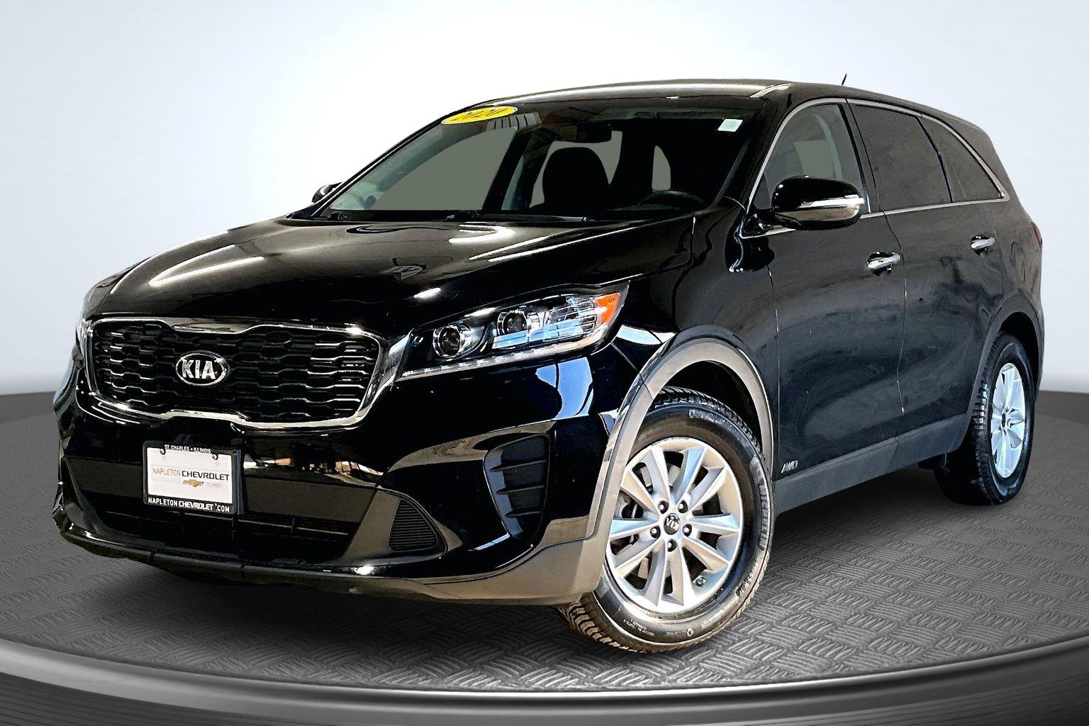2020 Kia Sorento LX's photo