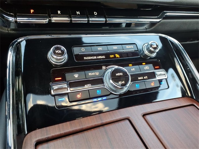 2024 Lincoln Navigator Premiere photo 22