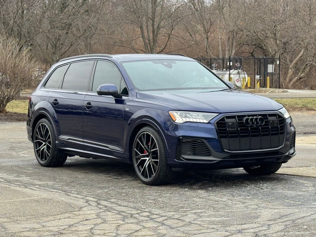 2024 Audi Q7 Prestige's photo