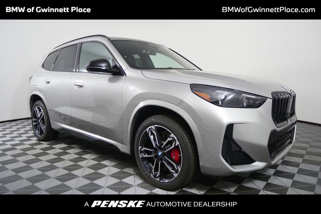 2026 BMW X1 28i's photo