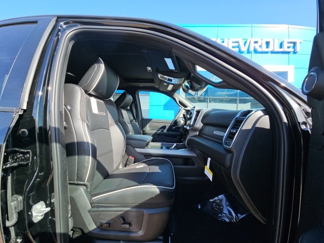 2025 Ram 2500 Laramie photo 25
