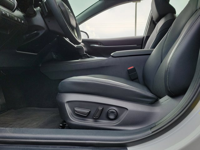 2022 Toyota Camry XSE photo 15