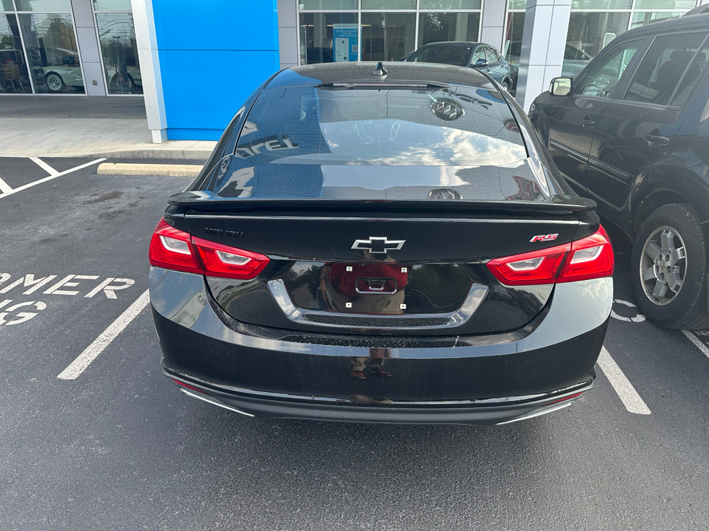 2022 Chevrolet Malibu RS photo 3