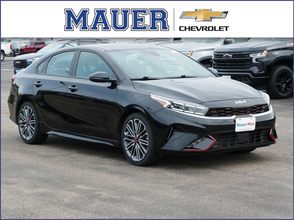 2023 Kia Forte GT's photo