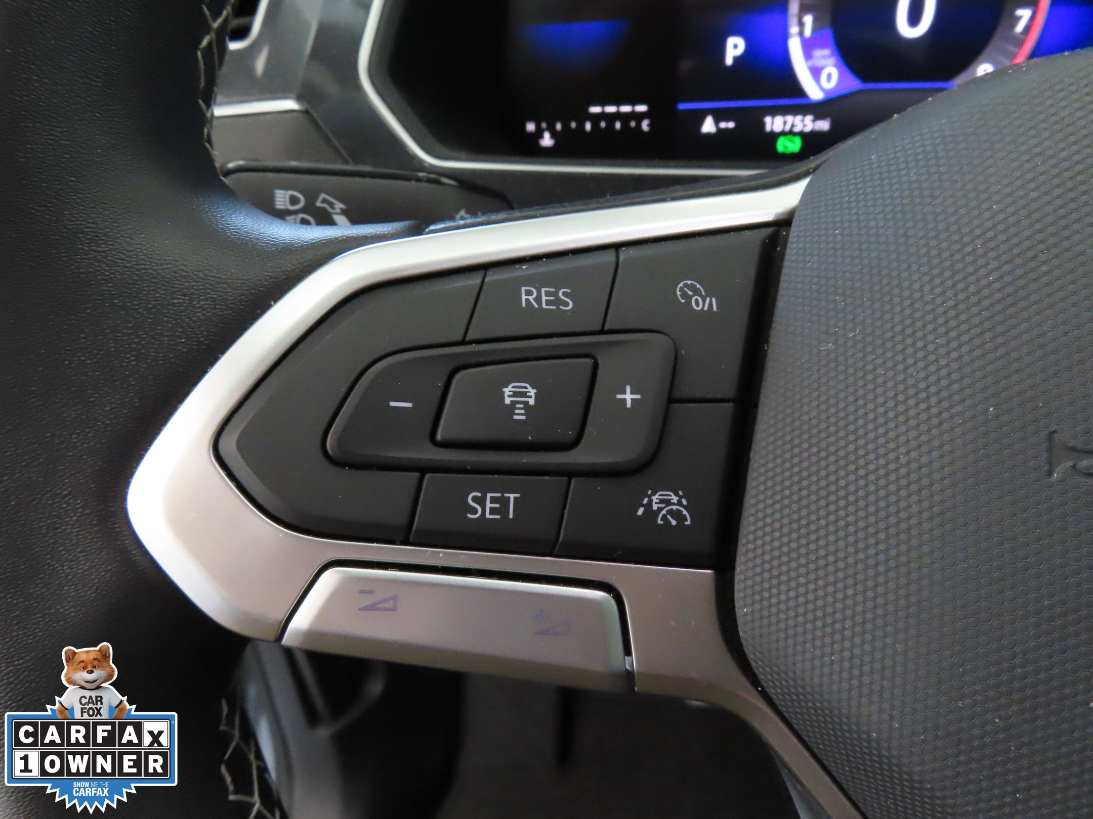 2023 Volkswagen Tiguan SE photo 11