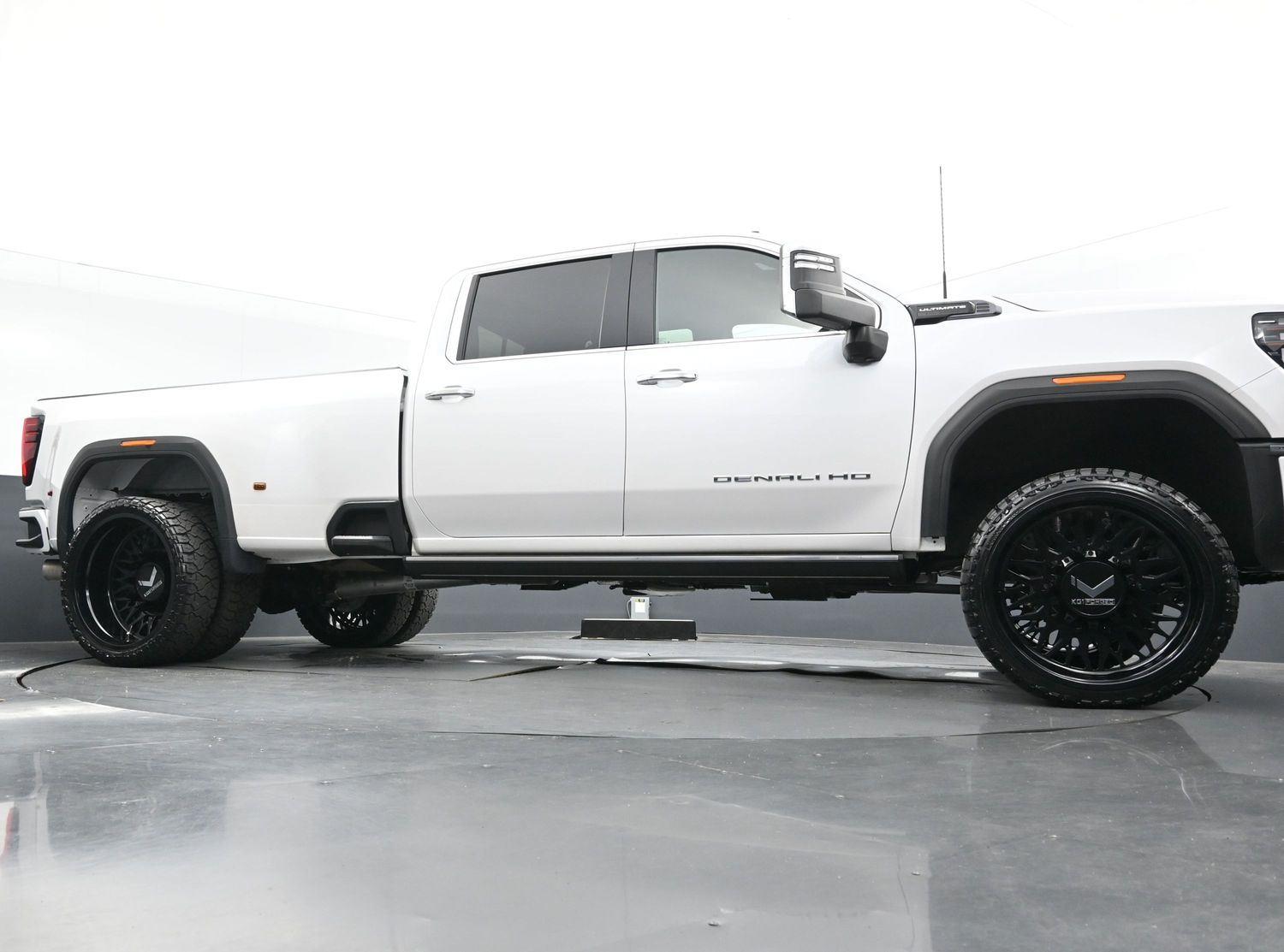 2024 Gmc Sierra HD Denali Ultimate photo 43