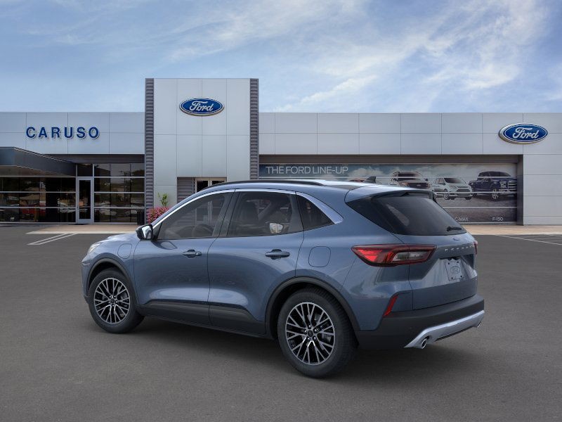2025 Ford Escape Plug-In Hybrid photo 4