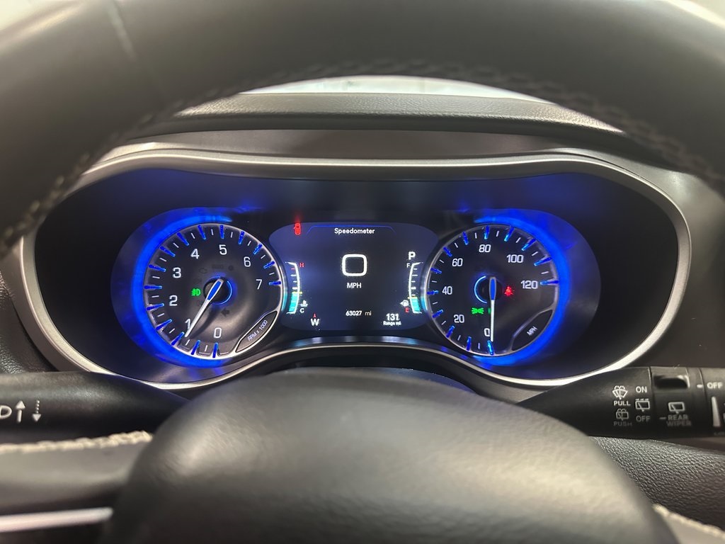 2023 Chrysler Pacifica Touring L photo 57