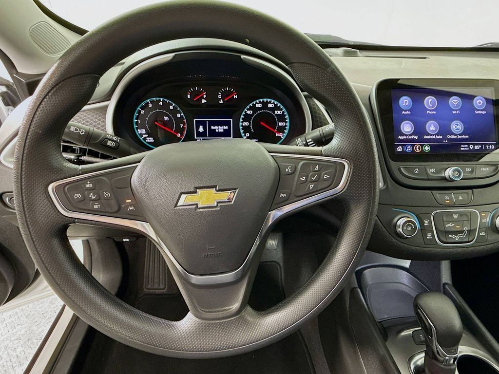 2024 Chevrolet Malibu LS photo 9