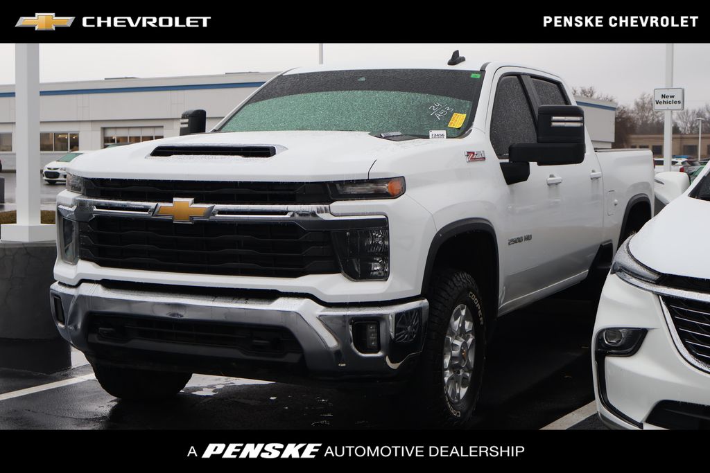 2024 Chevrolet Silverado 2500HD LT's photo