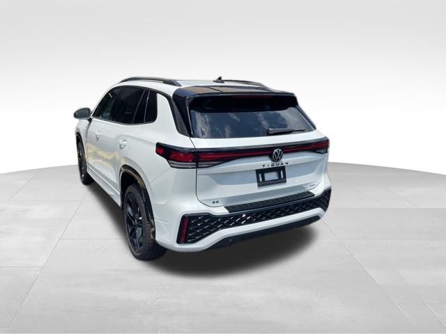 2025 Volkswagen Tiguan SE R-Line Black photo 3